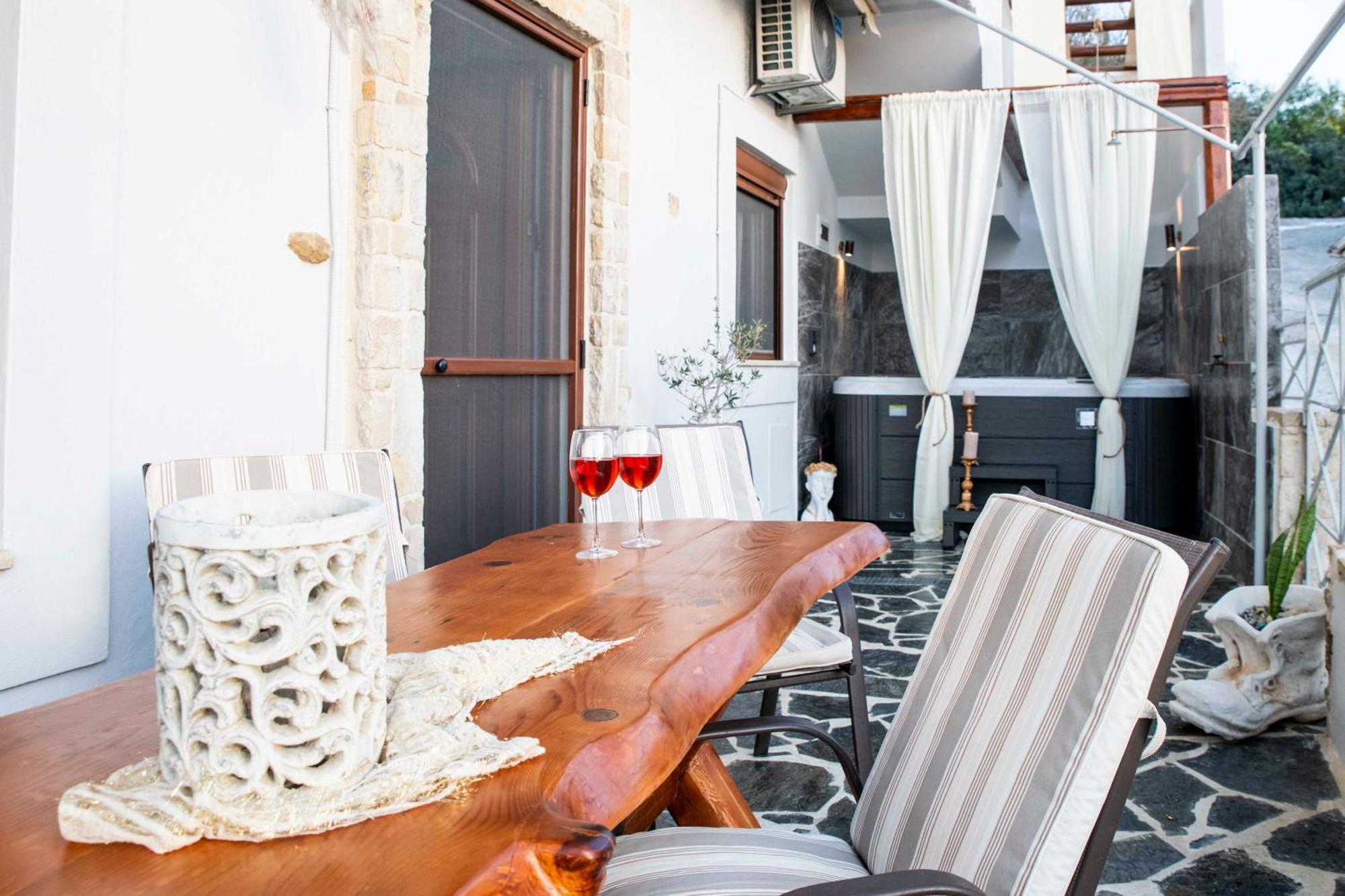 Kleopatra Deluxe Apartment With Jacuzzi Kamilari Zewnętrze zdjęcie